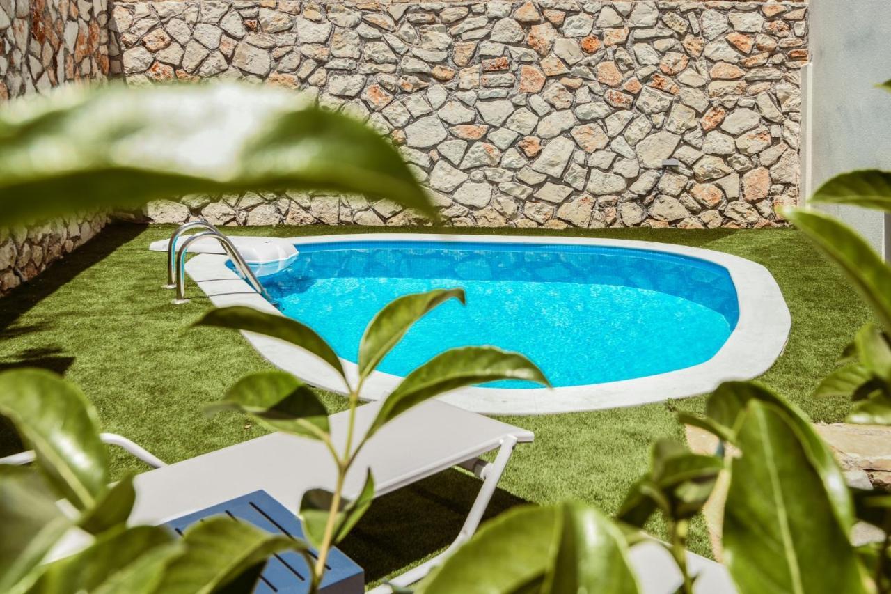 Lagoon Luxury Suites Vasilikí Buitenkant foto